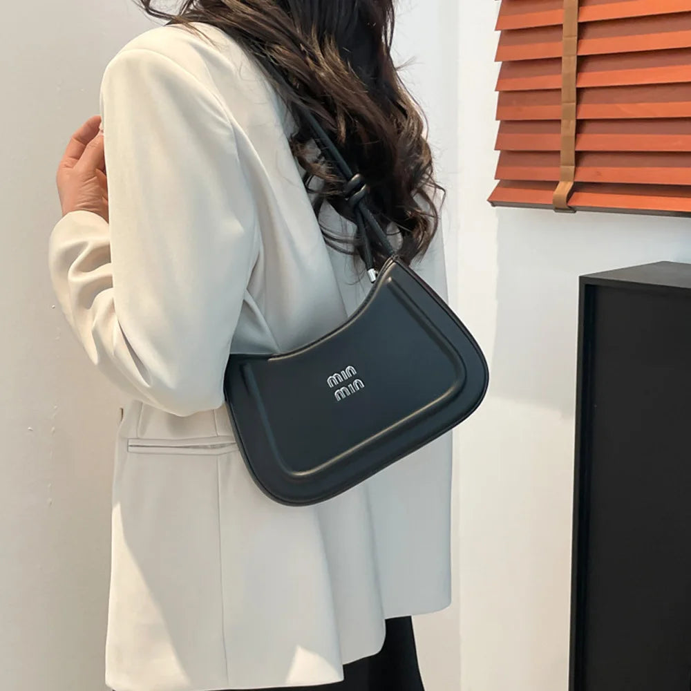 High-End Texture Crescent Crossbody Bag