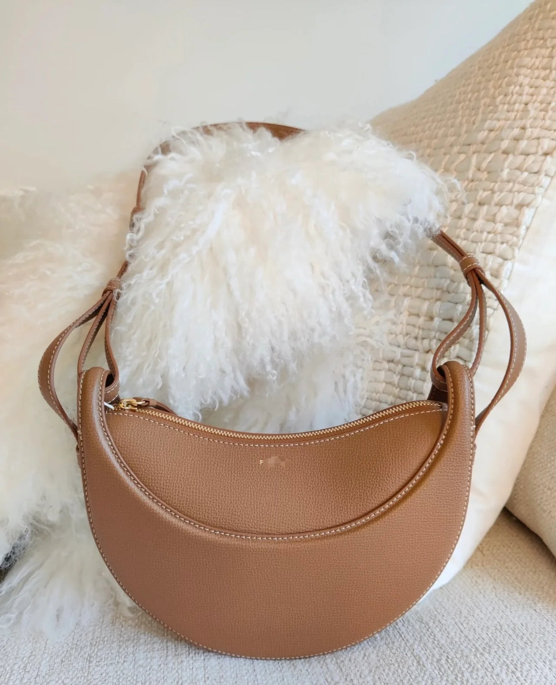 Women Crescent Leather Crossbody Bag