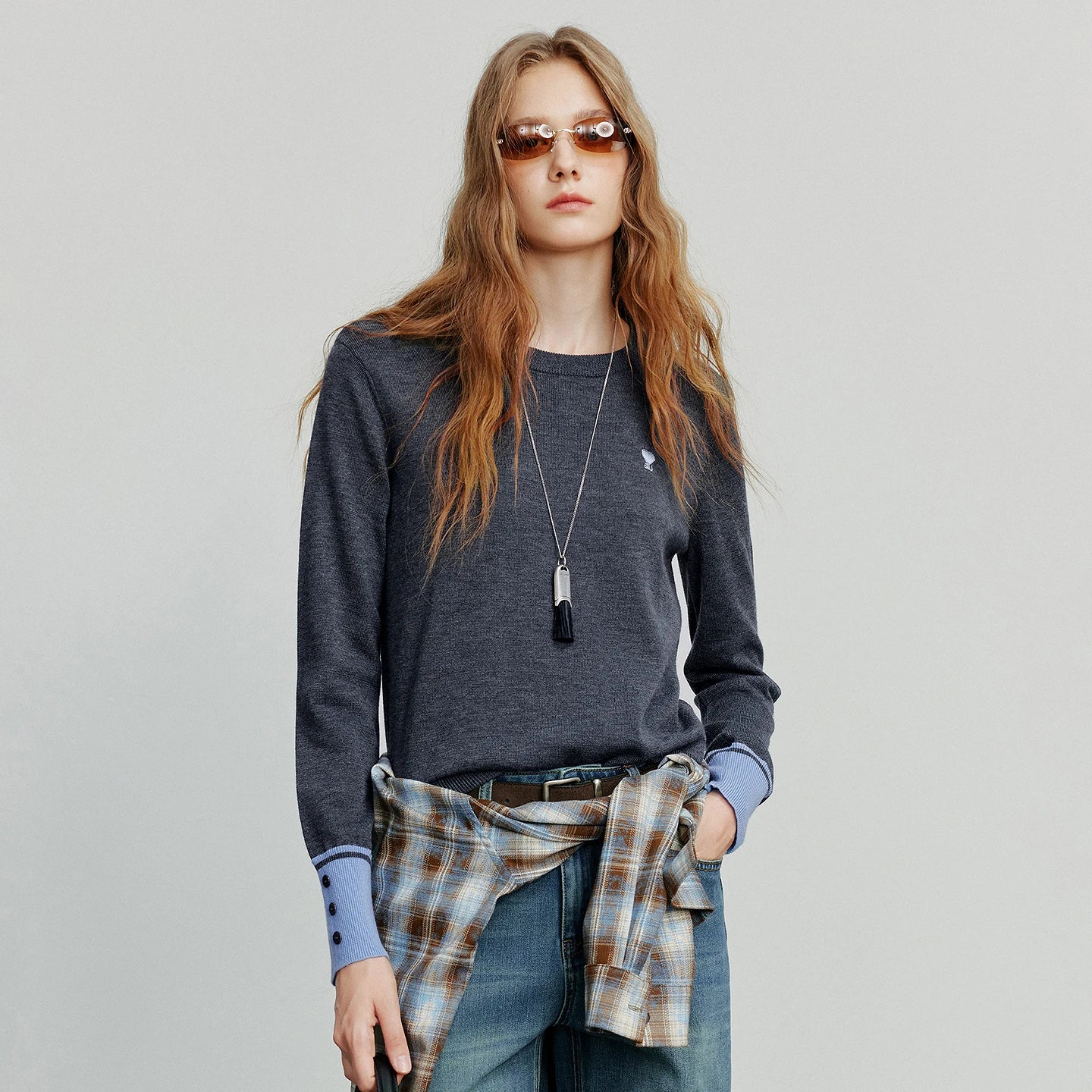 Women’s Embroidered O-Neck Knitted Sweater