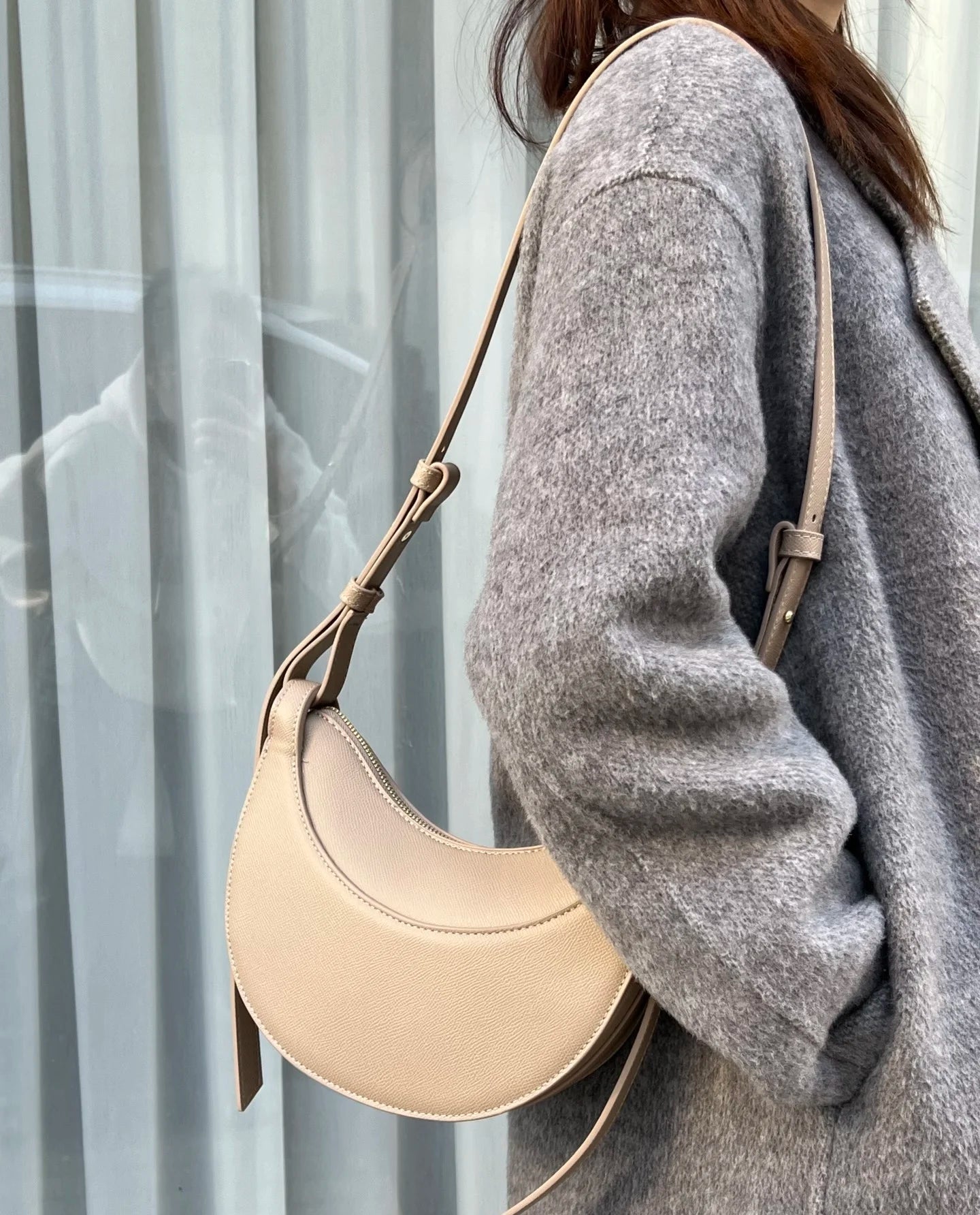Women Crescent Leather Crossbody Bag